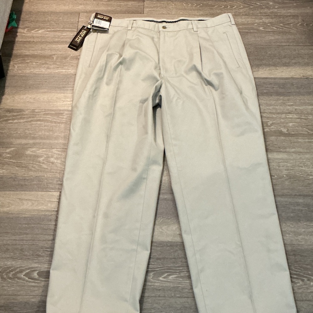Saddlebred Deep Dye Wrinkle Free Permanent Crease Classic Khaki Pants Sz 42/32